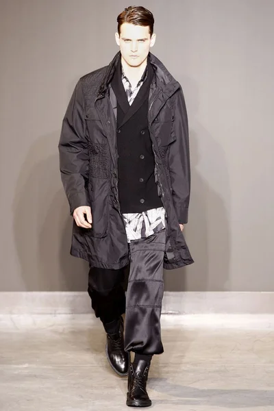 Look 4